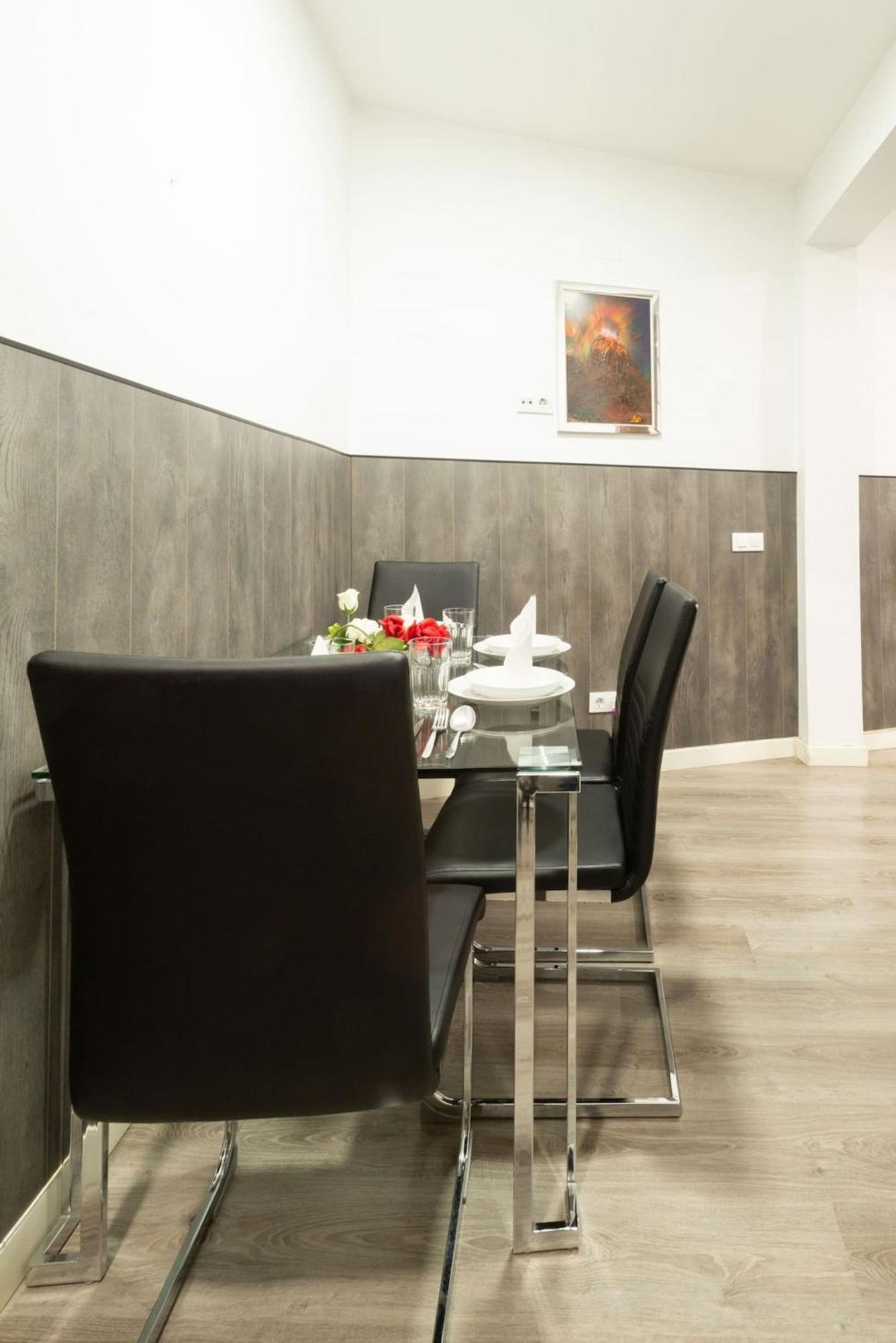Apartamentos Day Madrid Plaza De Espana Centro Gran Via Sol Malasana Eksteriør bilde