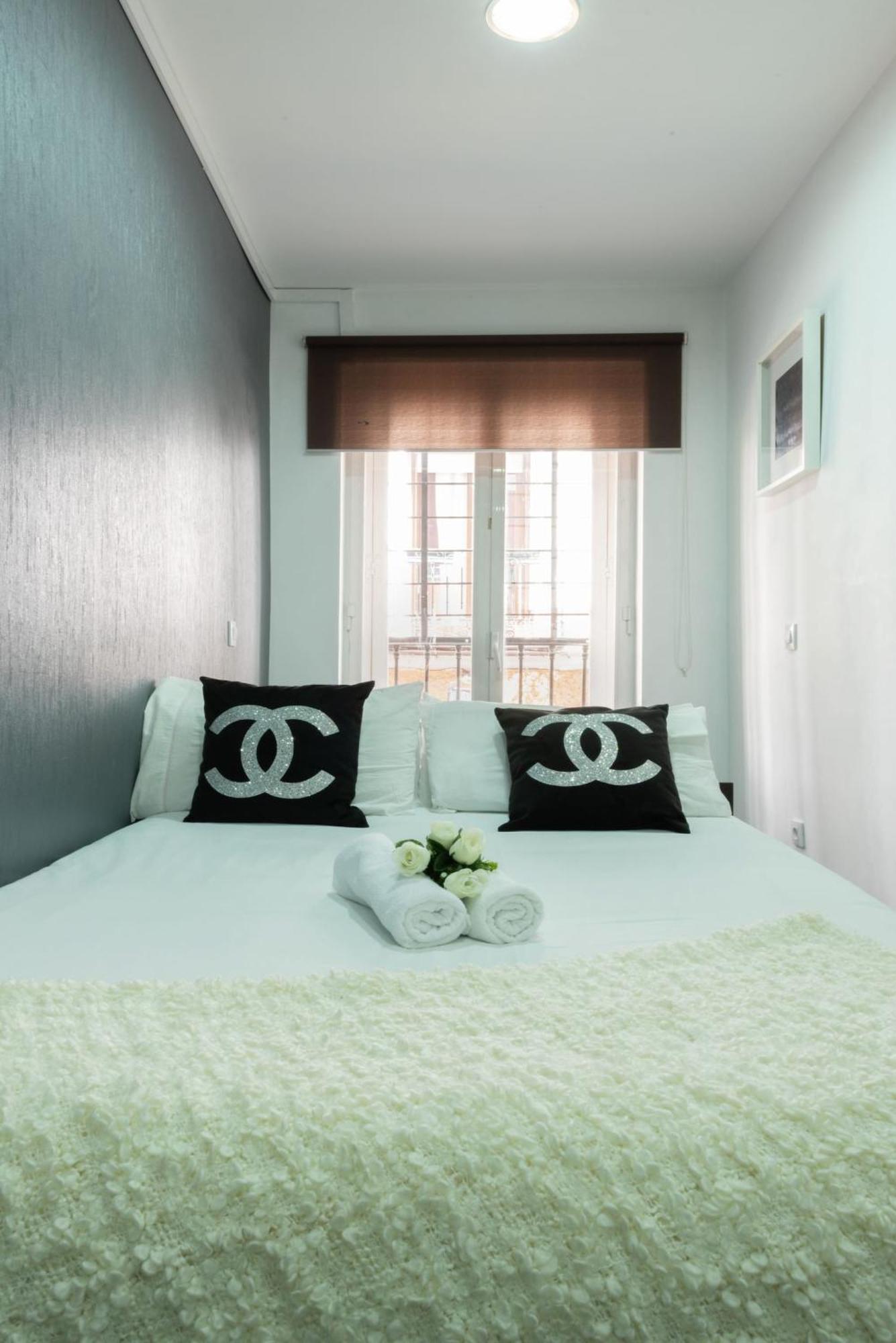 Apartamentos Day Madrid Plaza De Espana Centro Gran Via Sol Malasana Eksteriør bilde