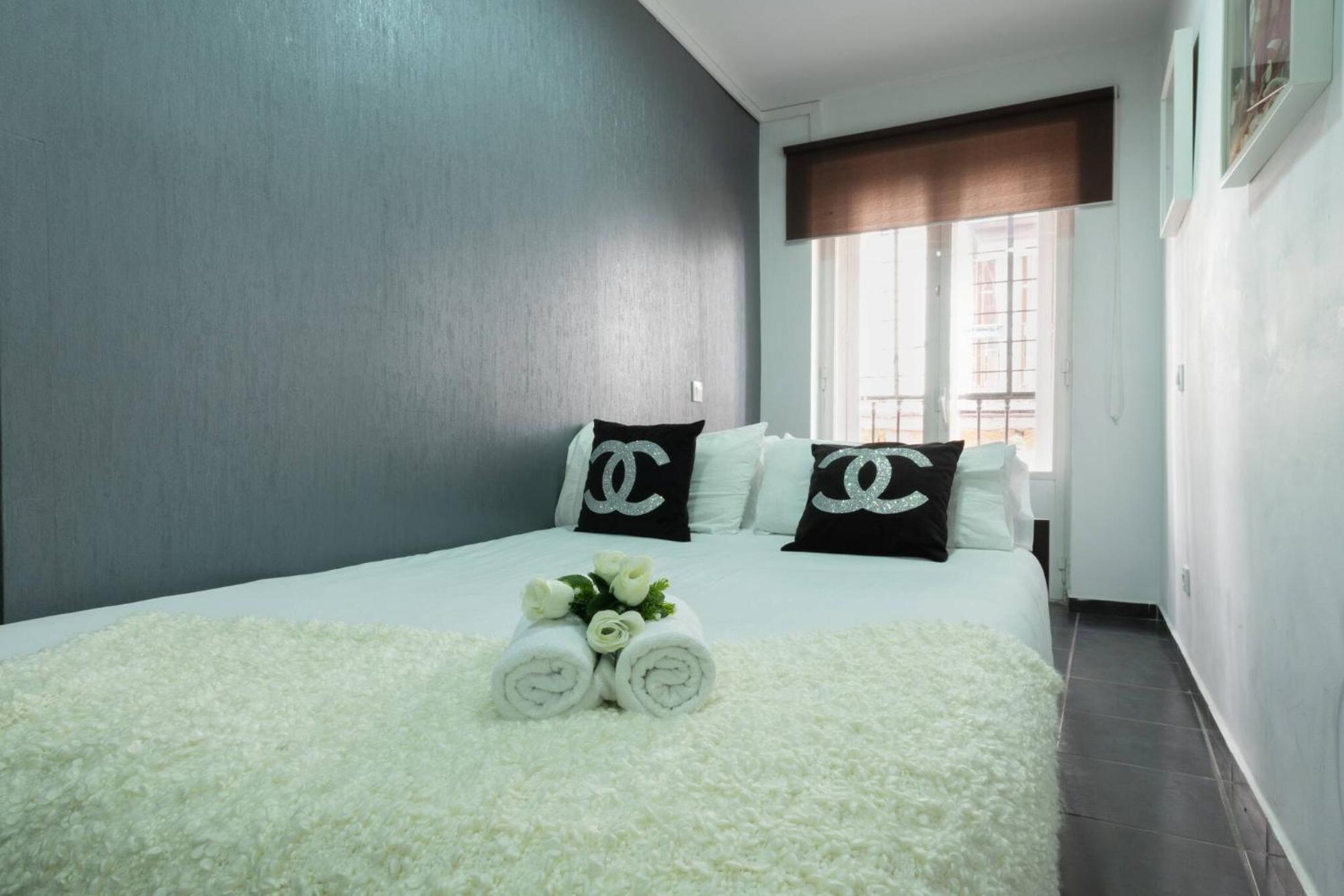 Apartamentos Day Madrid Plaza De Espana Centro Gran Via Sol Malasana Eksteriør bilde