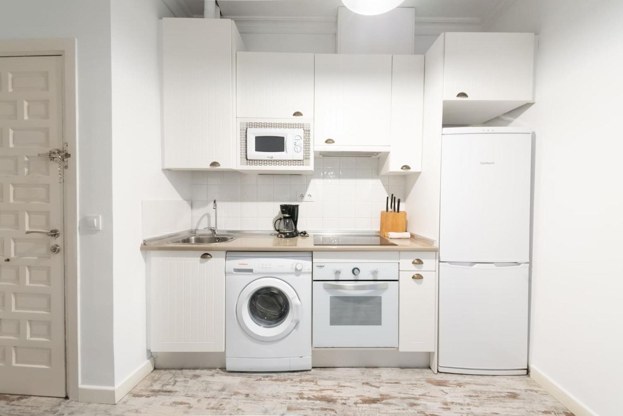 Apartamentos Day Madrid Plaza De Espana Centro Gran Via Sol Malasana Eksteriør bilde