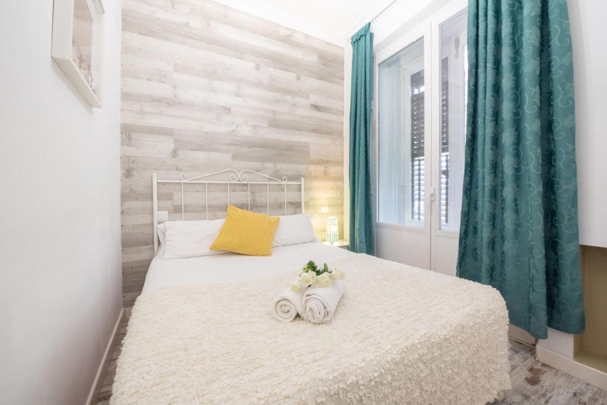 Apartamentos Day Madrid Plaza De Espana Centro Gran Via Sol Malasana Eksteriør bilde