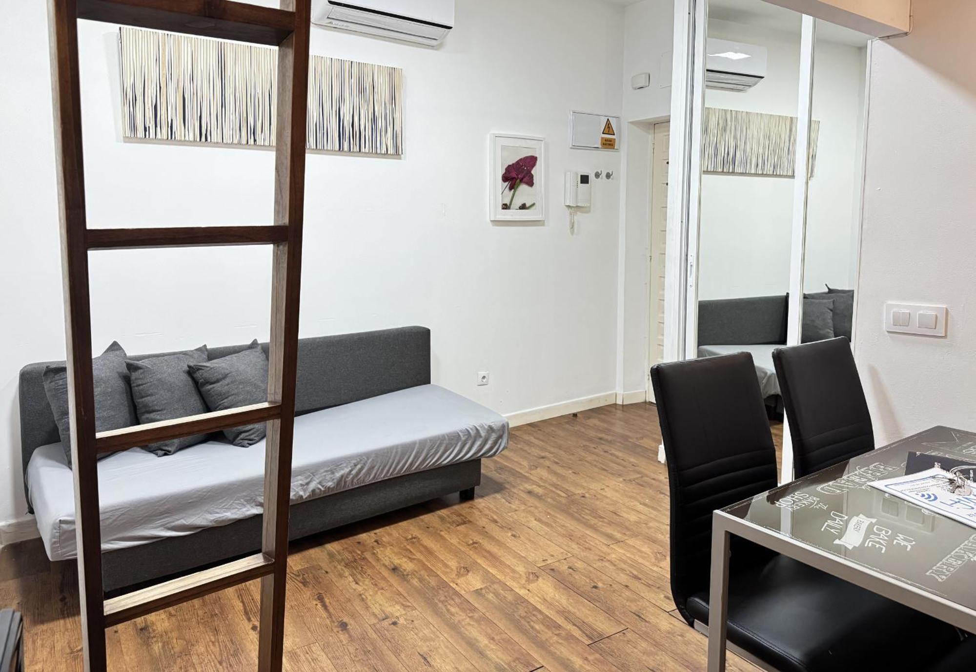 Apartamentos Day Madrid Plaza De Espana Centro Gran Via Sol Malasana Eksteriør bilde