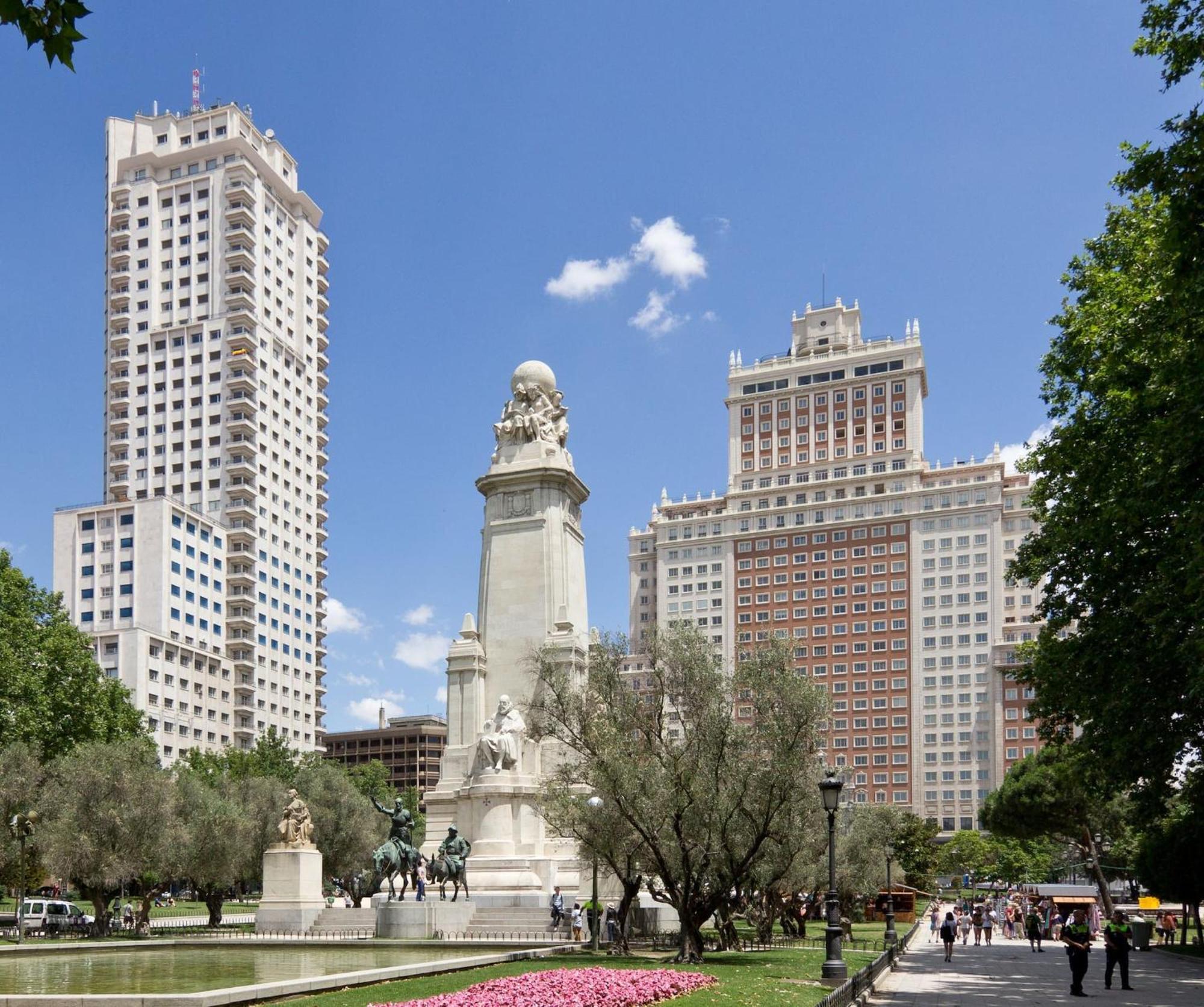Apartamentos Day Madrid Plaza De Espana Centro Gran Via Sol Malasana Eksteriør bilde